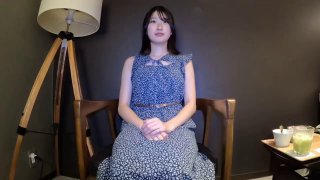 易欣演唱会约了个眼镜老外妹子啪啪，近距离拍摄特写口交揉搓大奶大力猛操（进群约）