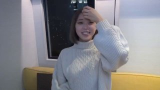 极品风骚美少妇偷偷私会情人,太敏感鸡巴进去就狂叫,爽的